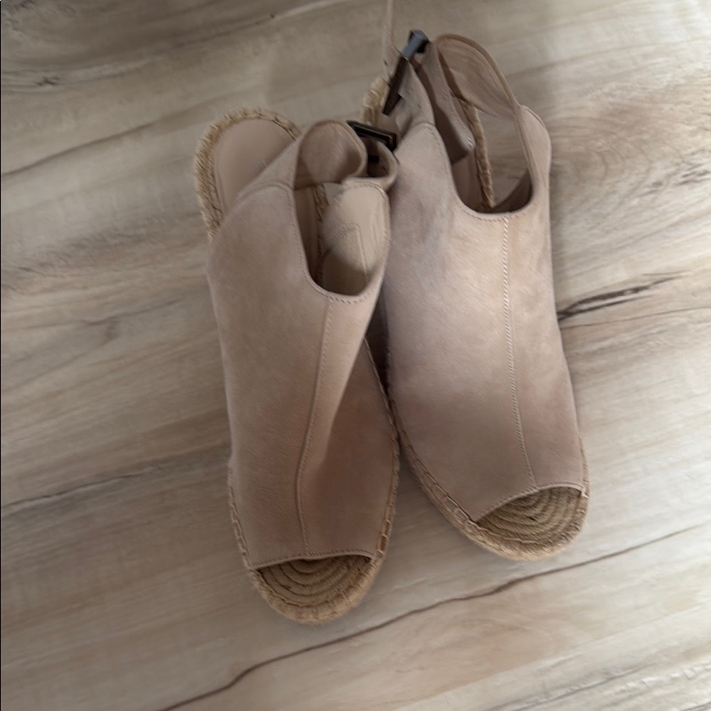 Kenneth Cole Reaction Tan Espadrilles Open Toe Slingback